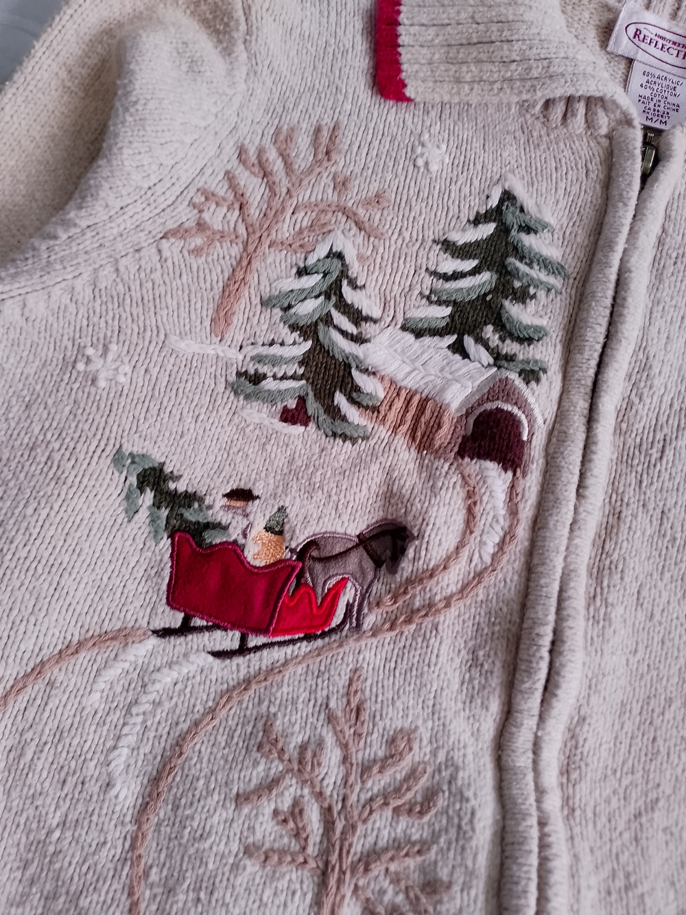 Vintage Cozy Cream Winter Scene Zip-Front Sweater Winterscape - Picture 5 of 10